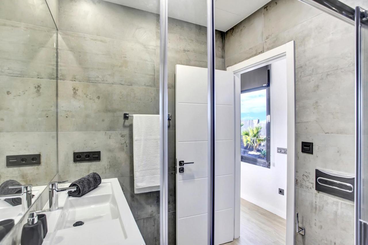 Villa Del Roque, Heated Pool & Luxury In El