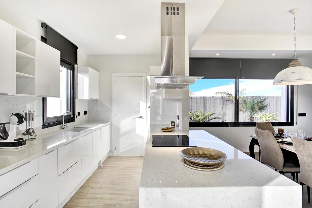 Del Roque, Heated Pool & Luxury In El