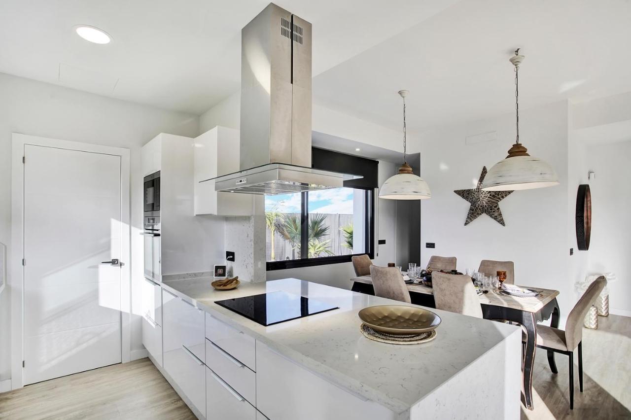 Del Roque, Heated Pool & Luxury In El * Roque
