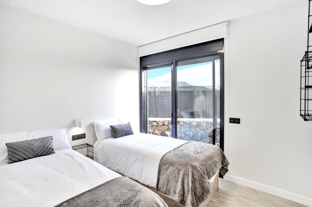 Del Roque, Heated Pool & Luxury In El Villa Roque